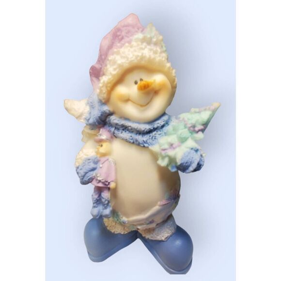 Adorable Christmas Snowman Couple Figurines 7" - Picture 3 of 4
